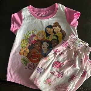 Like new girls pajamas. Short sleeve top long pajama pants worn one time